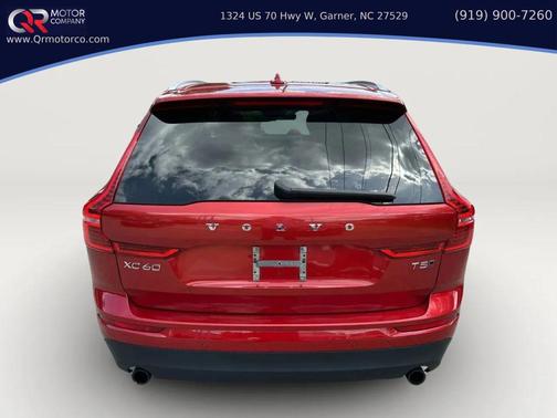 2018 Volvo XC60 T5 Momentum
