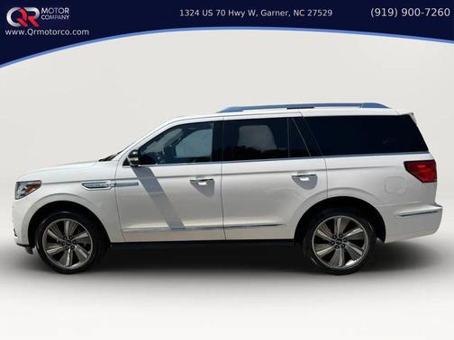 White Platinum Metallic Tri-Coat 2018 Lincoln Navigator Reserve