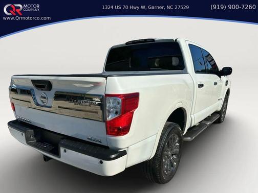 2017 Nissan Titan Platinum Reserve