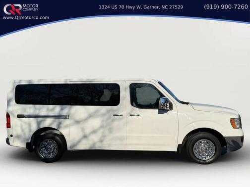 2016 Nissan NV Passenger NV3500 HD SL V8