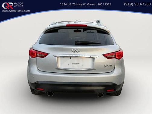 2017 INFINITI QX70 Base