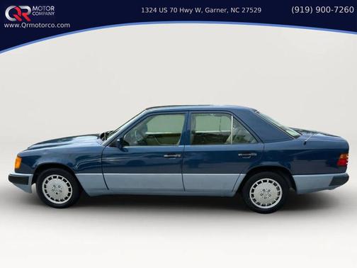 1993 Mercedes-Benz E-Class 3.2