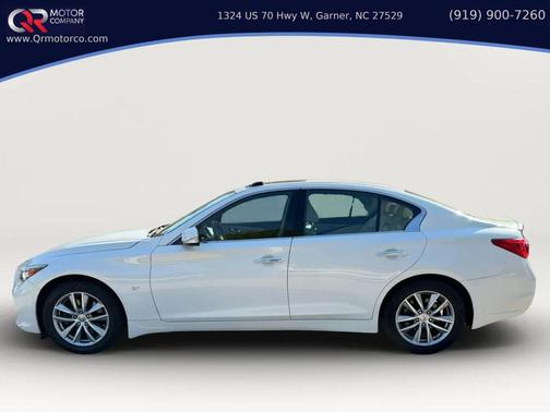 2015 INFINITI Q50 Base