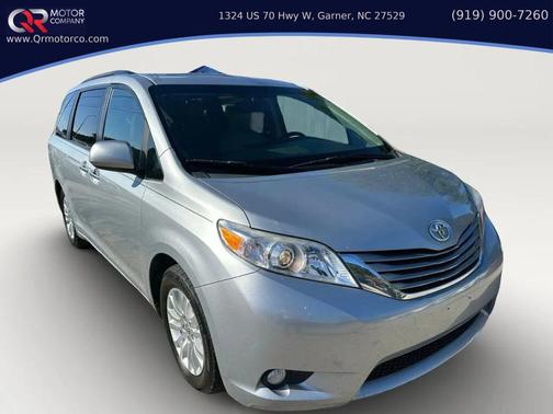 2015 Toyota Sienna XLE