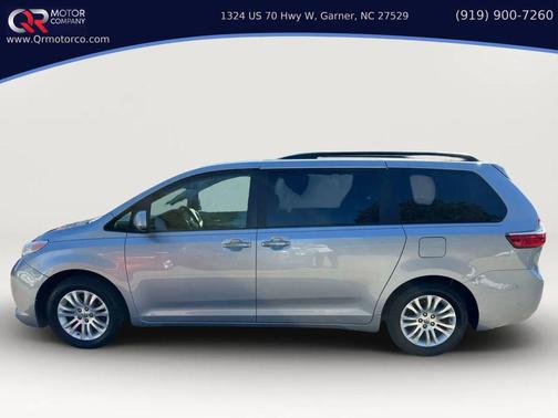2015 Toyota Sienna XLE