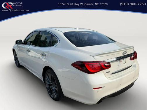2016 INFINITI Q70 3.7X