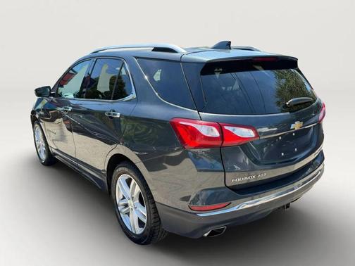 Gray 2018 Chevrolet Equinox Premier w/2LZ