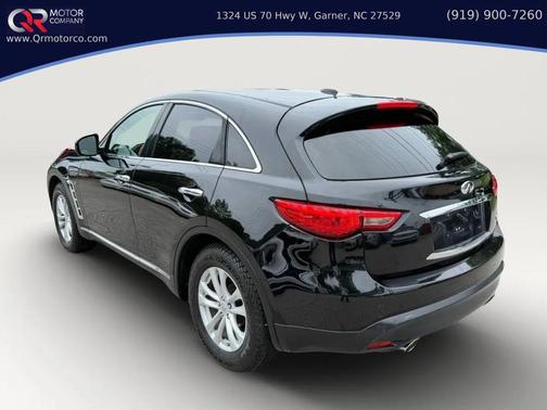 Black Obsidian 2017 INFINITI QX70 Base