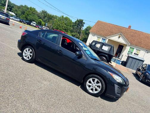 2011 Mazda Mazda3 i Touring