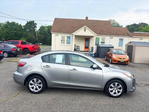 2013 Mazda Mazda3 i Sport