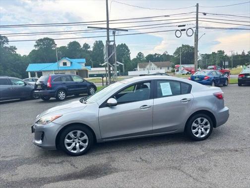 2013 Mazda Mazda3 i Sport