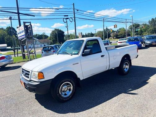 White 2002 Ford Ranger XL