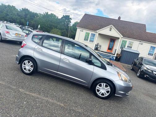 Silver 2009 Honda Fit Base