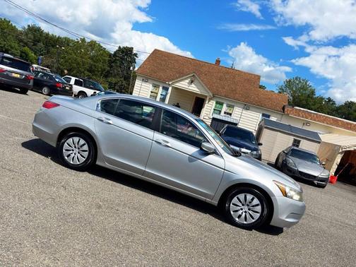 2010 Honda Accord LX 4dr Sedan 5A