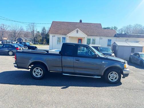 2003 Ford F-150 XLT SuperCab