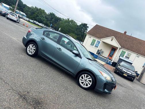 Blue 2013 Mazda Mazda3 s Grand Touring