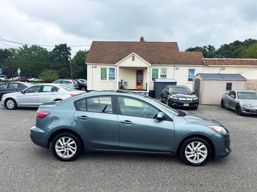 Blue 2013 Mazda Mazda3 s Grand Touring