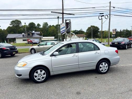 2006 Toyota Corolla LE
