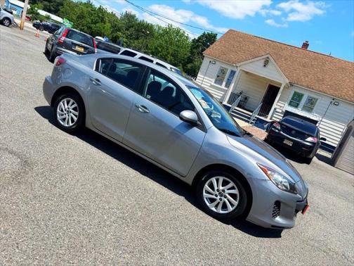 2013 Mazda Mazda3 i Touring