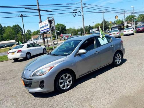 2013 Mazda Mazda3 i Sport