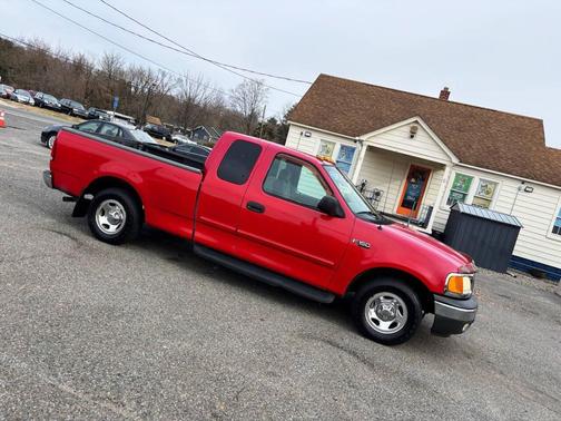 2004 Ford F-150 XLT SuperCab