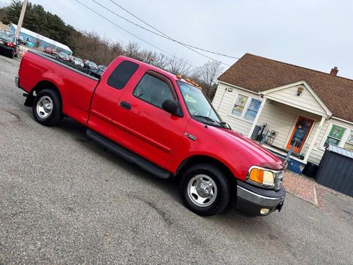2004 Ford F-150 XLT SuperCab