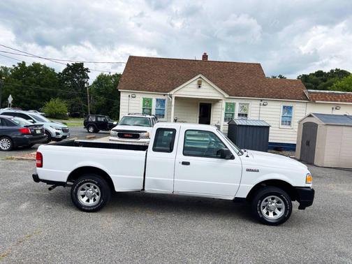 White 2011 Ford Ranger XL