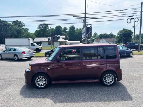 Burgundy 2005 Scion xB Base