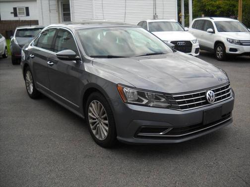 2017 Volkswagen Passat 1.8T SE