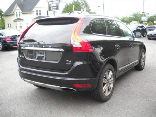 2016 Volvo XC60 T6 Drive-E