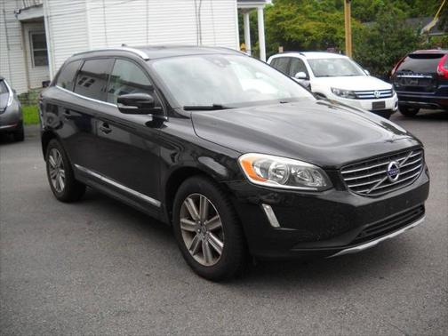 2016 Volvo XC60 T6 Drive-E
