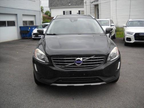 2016 Volvo XC60 T6 Drive-E