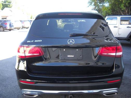 2017 Mercedes-Benz GLC 300 4MATIC