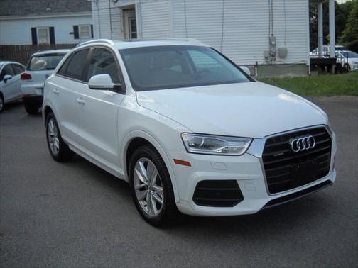 2017 Audi Q3 2.0T Premium