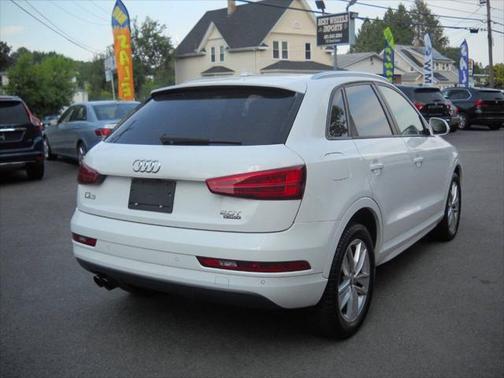 2017 Audi Q3 2.0T Premium