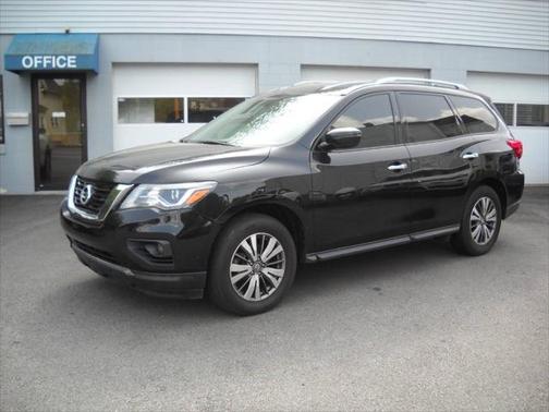 2019 Nissan Pathfinder SV