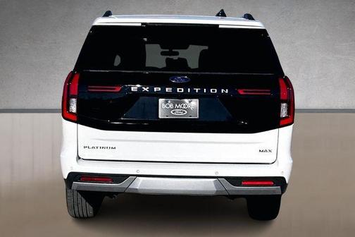 Star White 2026 Ford Expedition Max Platinum