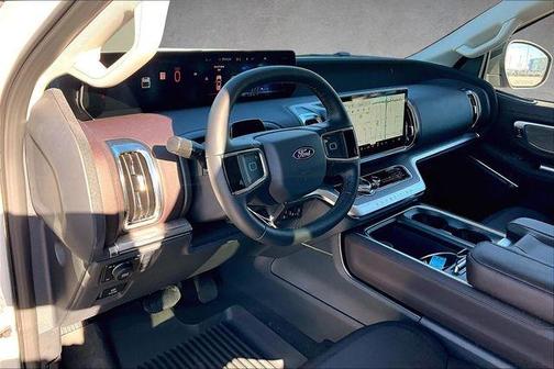 Star White 2026 Ford Expedition Max Platinum