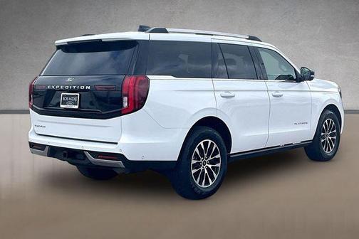 Oxford White 2025 Ford Expedition Platinum
