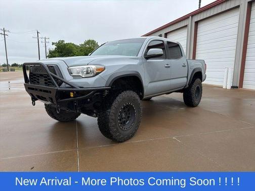 Silver Sky Metallic 2018 Toyota Tacoma TRD Sport