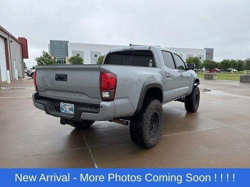 Silver Sky Metallic 2018 Toyota Tacoma TRD Sport