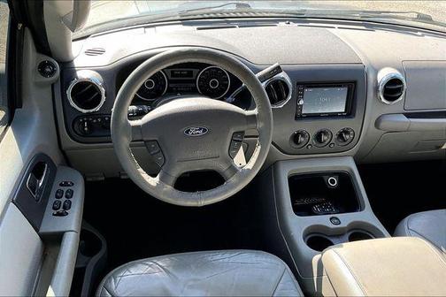 2006 Ford Expedition XLT