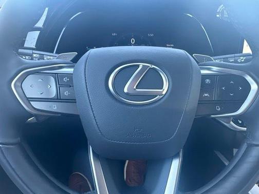 Eminent White Pearl 2025 Lexus RX 350 Premium Plus