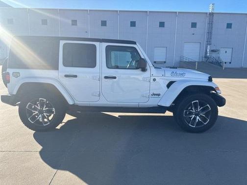 2024 Jeep Wrangler 4xe Sport