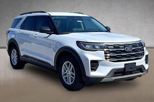 Space White Metallic 2026 Ford Explorer Active