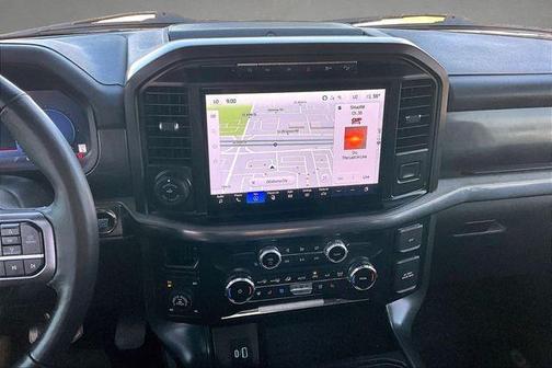 Oxford White 2024 Ford F-150 Lariat
