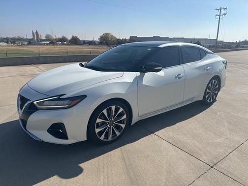 2023 Nissan Maxima Platinum