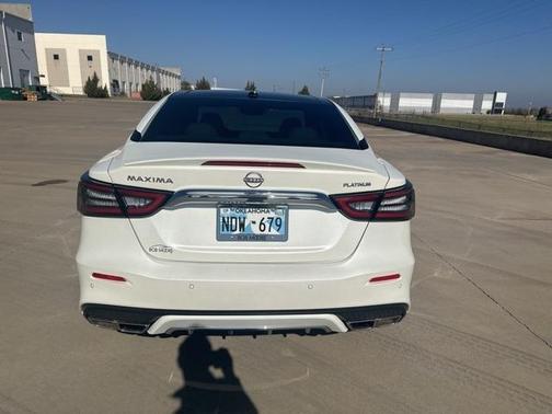 2023 Nissan Maxima Platinum