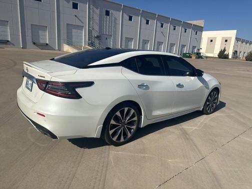 2023 Nissan Maxima Platinum