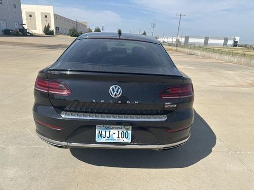 Deep Black Pearl Effect 2020 Volkswagen Arteon 2.0T SEL Premium R-Line